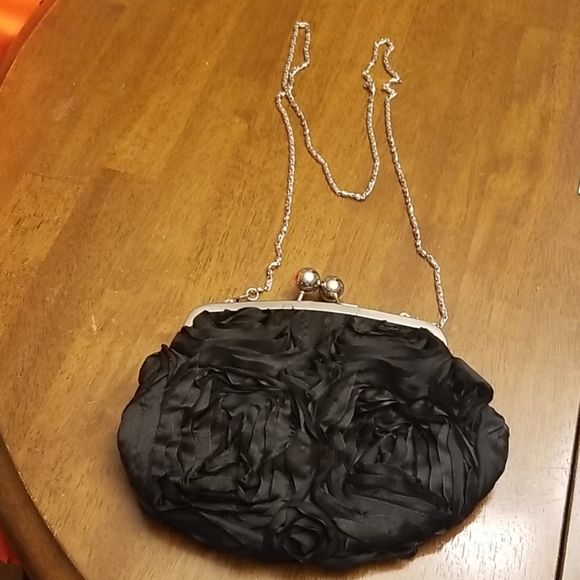 $5 ITEM. Black and silver evening bag. MUST BUNDLE WITH TWO OTHER ITEMS - Picture 2 of 8